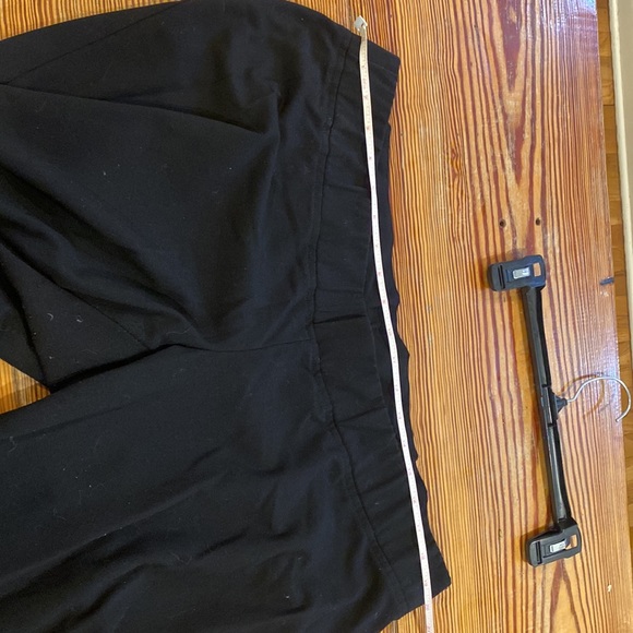 Motherhood maternity cuffed elastic waist pants black - Picture 7 of 7